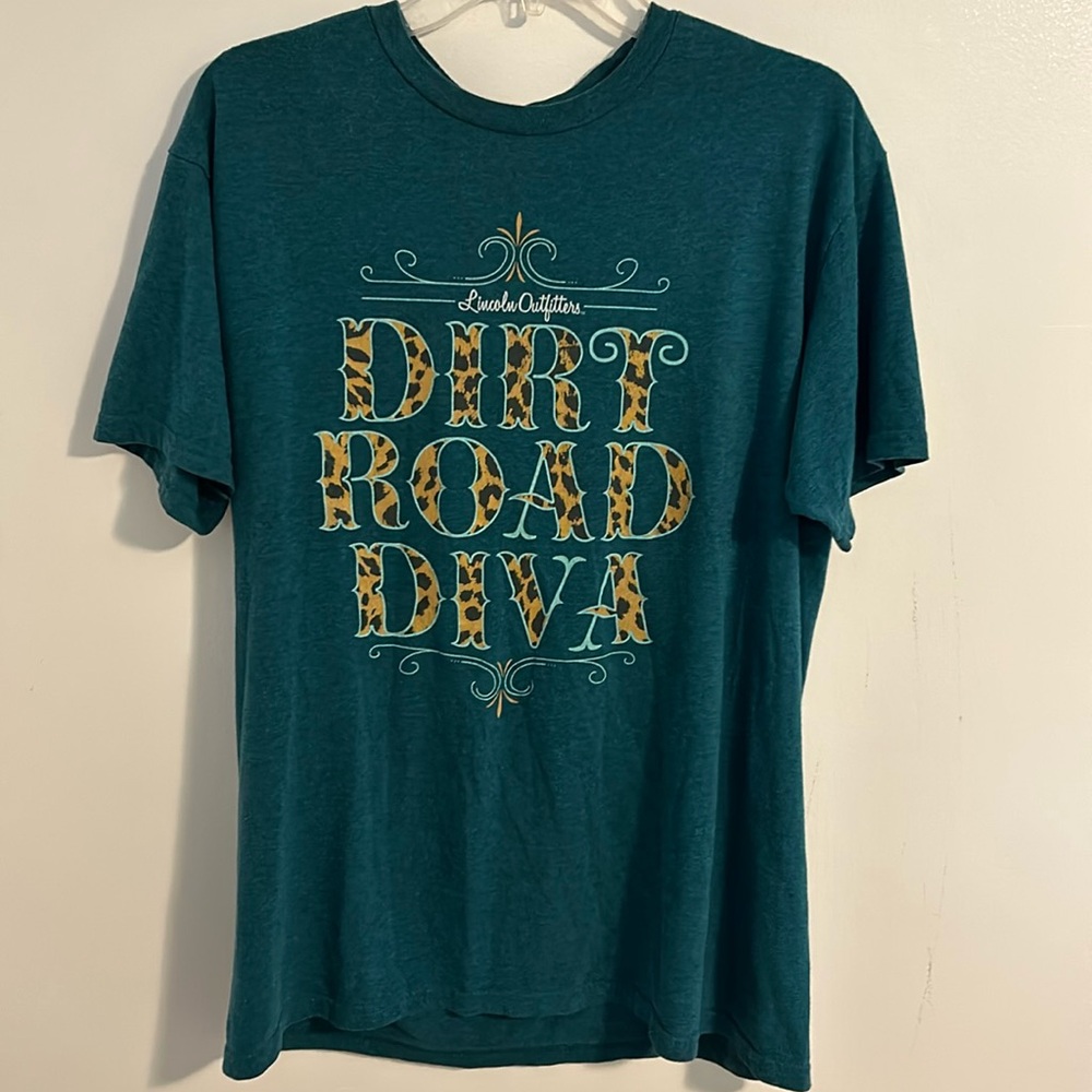 **Host Pick***Dirt Road Diva Lincoln outfitters teal t-shirt size L